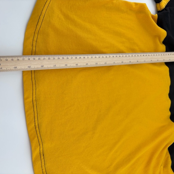 Wizarding World Of Harry Potter Hufflepuff Gold & Black Jersey Long Sleeve - Picture 8 of 9